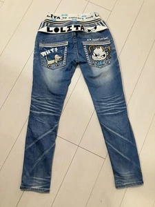 Jeans Yoshitomo Nara Lolita Colaboración Talla XS Azul Diseño Bordado Usados - Imagen 1 de 3