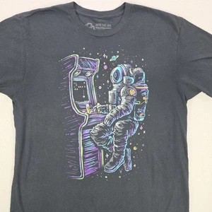 Camicia Into The Am Adulto XL Nera Grafica Space Arcade Astronauta Stelle Pianeti - Foto 1 di 10