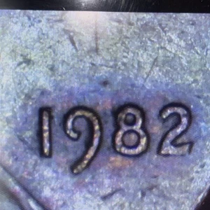  1982 Small Date And Large Date Copper   Penny’s  3.1 grams - Picture 1 of 10