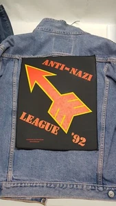 TOPPA GIACCA BIKERS ANTI-NAZI LEAGUE 92 PATCH BADGE HEART RAZAMATAZ ENGLAND - Imagen 1 de 6
