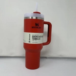 Stanley 40 oz Quencher H2.0 FlowState Tumbler Lava Red New In Hand Valentine’s - Picture 1 of 4