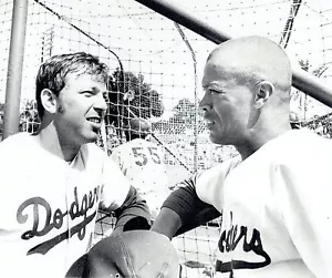 1970 Drahtfoto Frühlingstraining LA Dodgers Baseball Ted Sizemore & Maury Wills - Bild 1 von 2