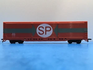 HO Scale "Southern Pacific" 51187 Freight Train Box Car #9 - Picture 1 of 12