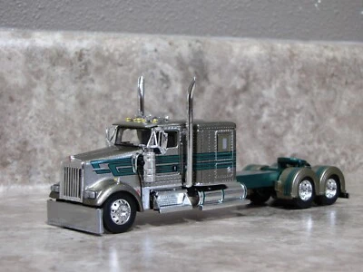 DCP 1/64 Gold Green Kenworth W900 Semi Truck Farm Toy - Image 1 of 4