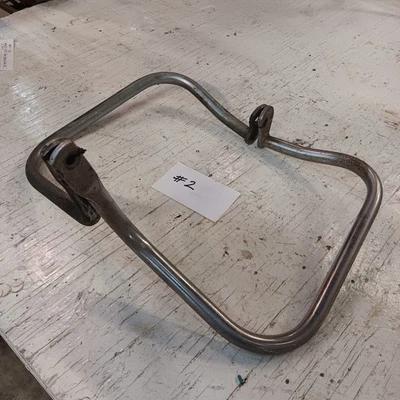 Juego de barras traseras de carretera Harley-Davidson 1967-84 FL #49168-67B y # 49169-76B OEM Foto 1 de 4