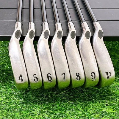 Callaway LH Iron Set Hawk Eye VFT 4-9,P Graphite Shaft Flex R Left Handed STORE - Image 1 of 4