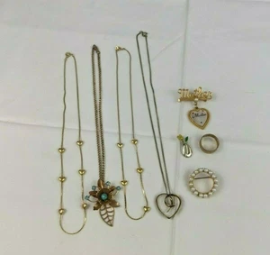 8 zufällige Modeschmuckstücke Halsketten Pins Ring Floral Gold Farbe Mutter - Bild 1 von 8