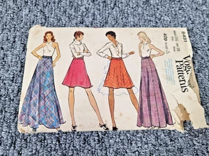 Falda Vogue Costura Patrón 8451 Misses 26.5" Cintura Años 70 Vintage RETRO Abeja - Imagen 1 de 4