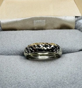 14K Solid Gold WG Diamond Cut Contemporary Eternity Ring Sz 5 1.3g - Picture 1 of 8