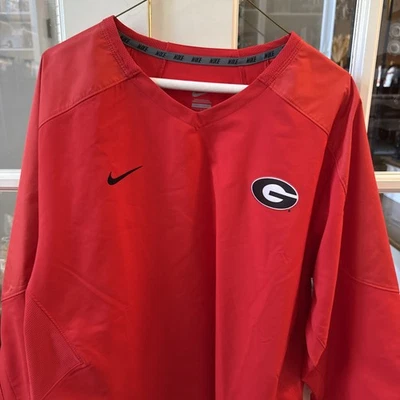 Georgia Bulldogs Nike Sideline Pullover Red Men’s Large Authentic Team Apparel - Image 1 of 4
