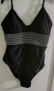 Kona Sol Black W/White Embroidery Waist 1 Piece Swimsuit Adjustable Straps SZ L - Picture 1 of 13