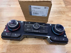 2020-2023 Chevrolet Silverado 2500 Hd Temperature Ac Heater Control GM# 84963887 - Picture 1 of 1