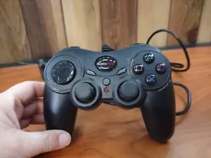 Gamestop Black Wired Controller - BB-122 Wired Controller UNGETESTET VERKAUFT WIE BESEHEN - Bild 1 von 6