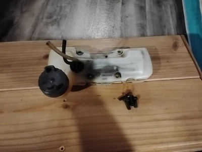 Conjunto de tanque de combustible OE Husqvarna 329L Foto 1 de 4