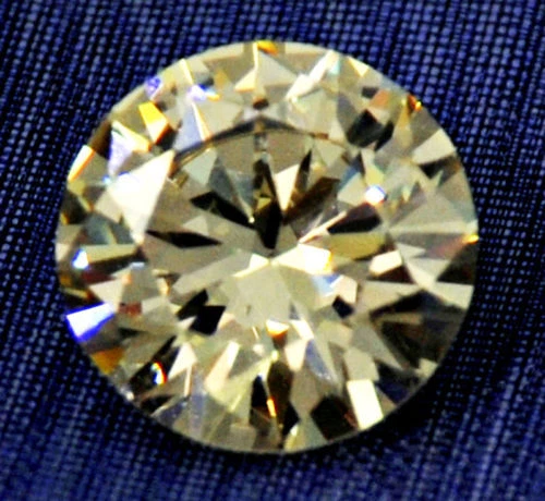 Impresionante Top Canario Brillante Vintage 20 quilates AAAA CZ Moissanite Simulante 18 mm Foto 1 de 1