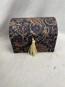 Fabric Leaf Blue And Yellow Trinket Box  - Foto 1 di 7