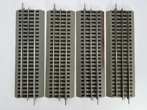 Lionel Fastrack O Gauge 10 Inch Straight Track Set of (4) Good Condition - Picture 1 of 6