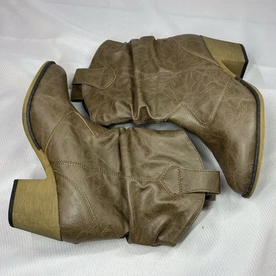 Charles Alpert Boots Womens Size 8 Pull On Slouchy Ankle Low Block Heel Brown - Image 1 of 4