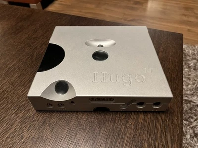 CHORD Hugo TT - DAC with remote, headphones amplifier - Image 1 of 4