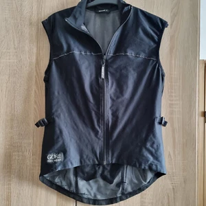 Damen Radjacke Windjacke ohne Ärmel schwarz Gr M von Gore Bike Wear - Bild 1 von 6