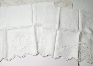 Toallas de Invitado Vintage 2 Blanco Bordado Flores Cesta Corte Algodón Festoneado - Imagen 1 de 9