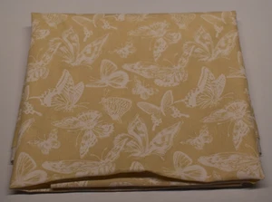 MUSSELIN MATES Moda Stoff HELLBRAUN WEISSE SCHMETTERLINGE 17" x 22" Fat Quarter - Bild 1 von 4