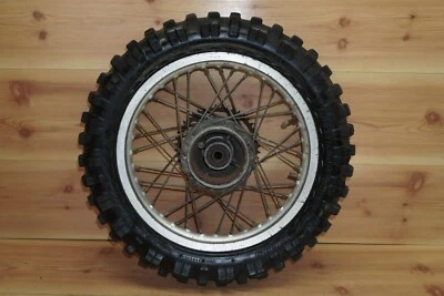 1982 Yamaha YZ80J YZ80 YZ 80 roda traseira aro cubo roda dentada pneu 5X2-25311-00-98 - Imagem 1 de 4