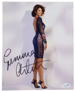 Sexy Gemma Arterton Autografiado Firmado 8x10 Foto ACOA Vestido Tacones 007 Titanes 🔥 - Imagen 1 de 4