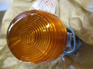 HONDA YAMAHA MOPED SCOOTER 125cc & UNDER FRONT/REAR BLINKER ELITE RIVA CHINESE - Picture 1 of 3