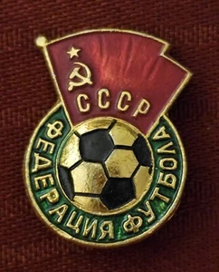 SOVIET UNION FOOTBALL FEDERATION RARE VINTAGE PIN BADGE  - Picture 1 of 2