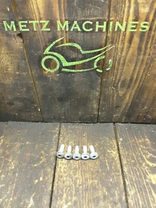 04-06 HARLEY-DAVIDSON SPORTSTER XL1200C Rear Brake Rotor Bolts OEM - Picture 1 of 4