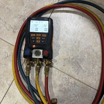 Juego de colectores, manómetros y mangueras Testo 550 envío gratuito probado Foto 1 de 4