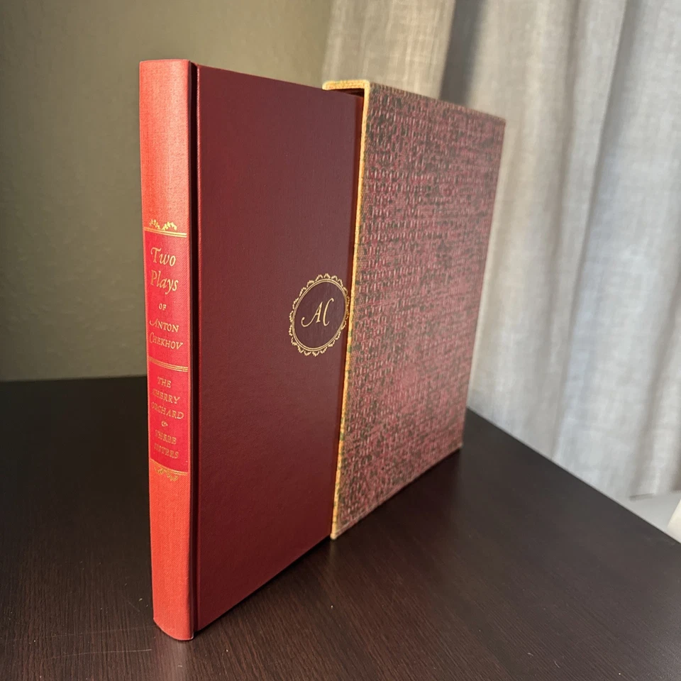 Anton Chekhov | Two Plays | Cherry Orchard |Three Sisters | Heritage Press 1966 Foto 1 de 4
