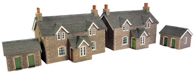 Metcalfe PO255 OO/HO Gauge Workers Cottages Card Kit - Image 1 of 4