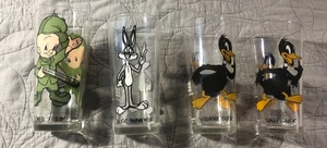 1973 Pepsi Collector Character Glasses 6” 16 oz Looney Tunes Lot of 4 - Picture 1 of 5