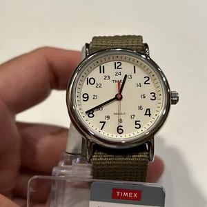 Timex Weekender Analog beige Zifferblatt Unisex Uhr - T2N651 - Bild 1 von 15
