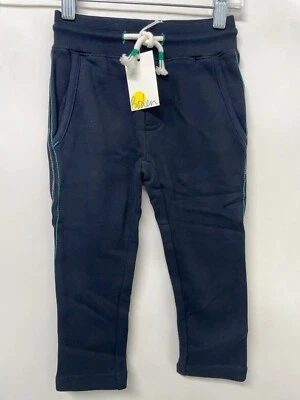 Boden Niño Pequeño 3Y Essential Joggers Negro Todos los Días Bolsillos con Cordón B2118 Nuevo con Etiquetas Foto 1 de 4