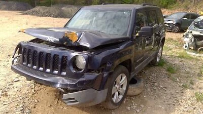 Jeep Patriot 2007-2017 montaje de puntal trasero conductor izquierdo tracción delantera solo OEM 5168163AC Foto 1 de 4