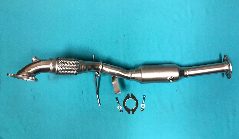 Fits: 2003 To 2009 Volvo S60 2.4L & 2.5L Catalytic Converter With Flex - Изображение 1 из 1