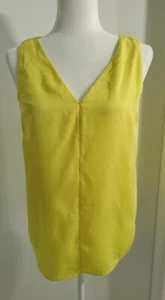 Women's Bar III Sleeveless Blouse V-Neck Yellow Size Medium Yellow NWT - Picture 1 of 4