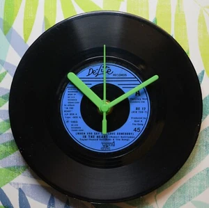 Kool & The Gang "(When You Say You Love Somebody)In The Heart" Retro Chic Clock - Picture 1 of 2