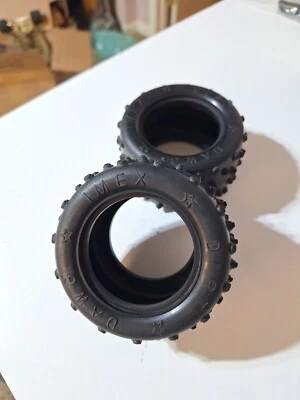 Neumáticos traseros de camión vintage RC IMEX Dirt Dawg 2,2 Foto 1 de 4