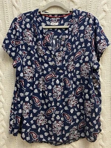 Westport Rayón 2X Rojo Blanco Azul 4 de Julio Top Paisley Pin Tuck S/S Patriótico - Imagen 1 de 8
