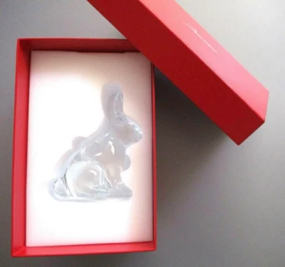 Baccarat Zodiac Crystal 2023 The Year of The Rabbit Figurine 6 x 10 x 12cm - Image 1 of 3