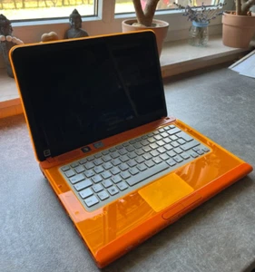 Sony VAIO Neon-Orange Core i5 Windows 10 Notebook Laptop 256GB SSD - Bild 1 von 12