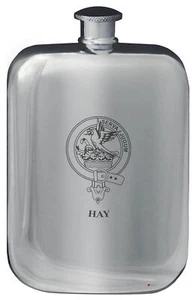 Frasco de bolsillo para cadera con diseño de escudo Hay Family 6 oz peltre pulido redondeado - Imagen 1 de 1