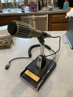 Vtg Trio Kenwood Model MC-50 Dynamic Desktop Microphone wBase Ham Radio - Image 1 of 4