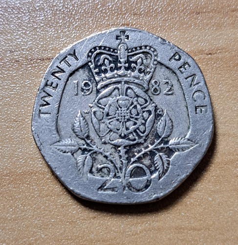 Rare UK 20p Coin 1982 Twenty Pence - collectible, First year of mint ...