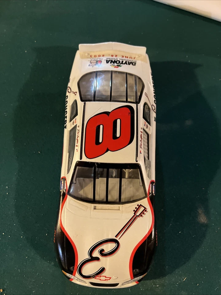 Coche de concierto Diecast Dale Earnhardt Jr The E escala 8 1:18 sin caja 2002 Foto 1 de 4