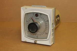 Industrial timer, GP-2 30 hour,10A, 120/250V, ITC - Picture 1 of 4